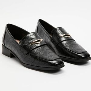 Aldo Hanak Boss Babe Normcore Career Croc Embossed Black Leather Loafers 9 NWOT